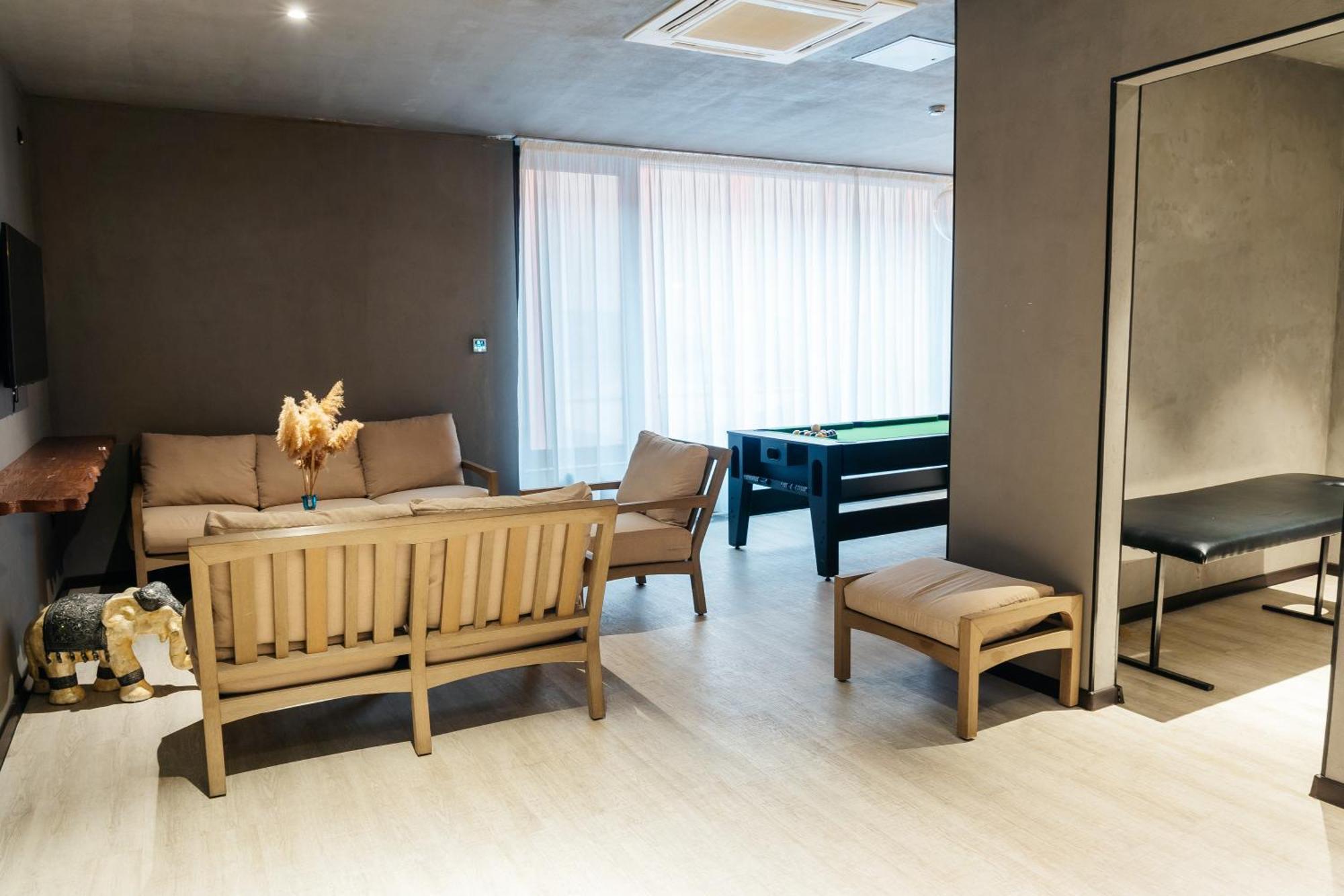 Sulo Vip Spa Atyraū Exteriör bild